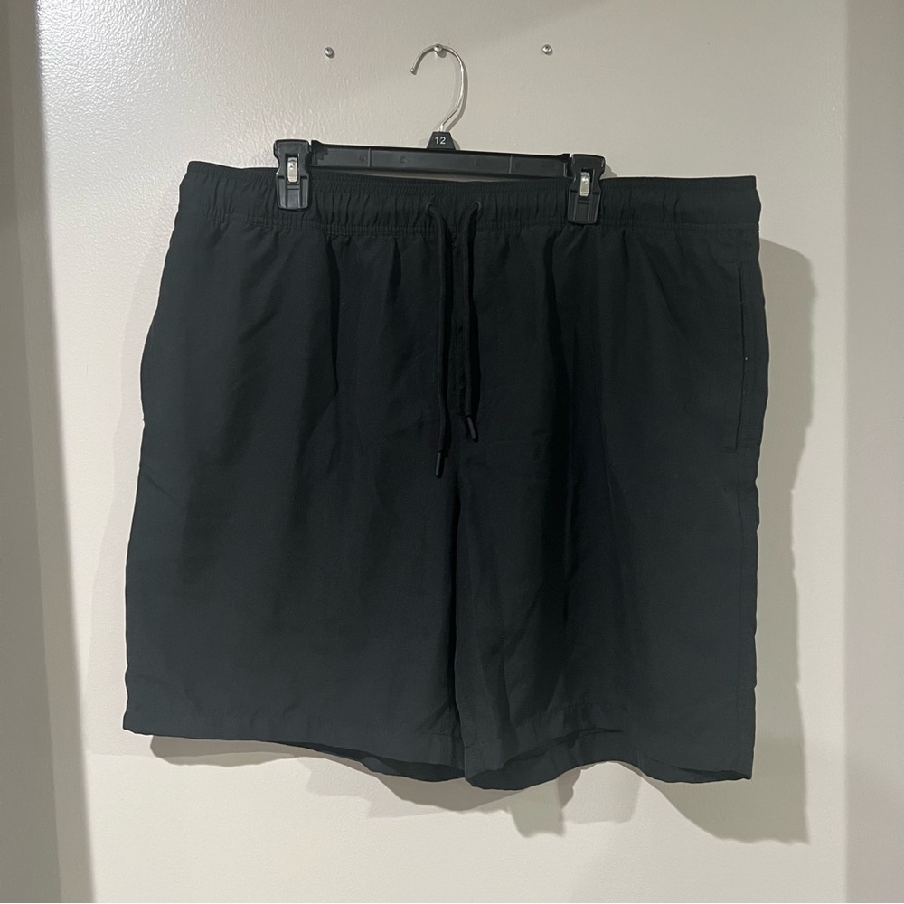 Amazon Essentials Men's Black Athletic Shorts